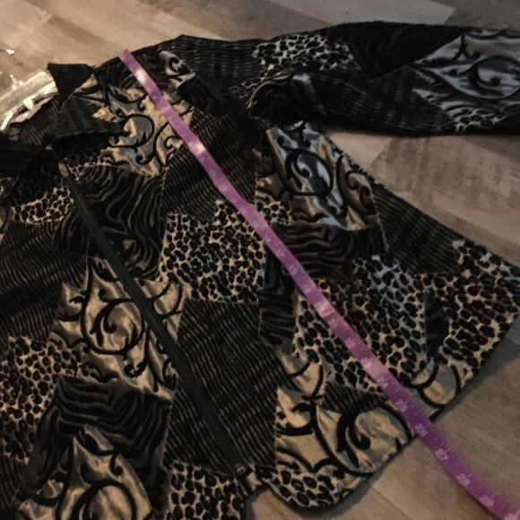 TanJay Gold and Black Patchwork Tiger Stripe & Leopard Spots Tapestry Jacket - Picture 15 of 16